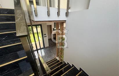 Kuşadası Davutlar Sirius Life Villalarında 4+1 Müstakil Villa