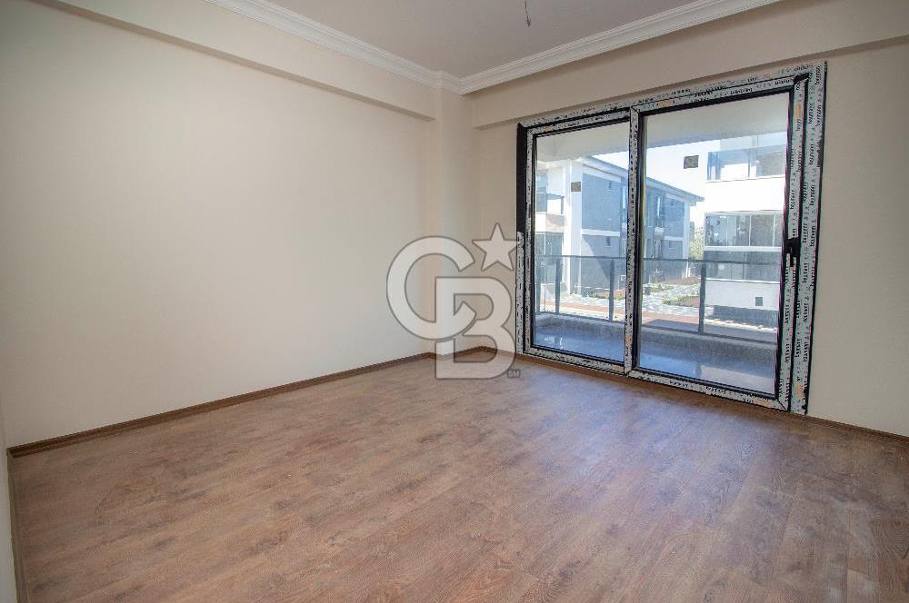 Ayvalık Küçükköy’de Denize Sıfır Satılık 2+1 Yazlık