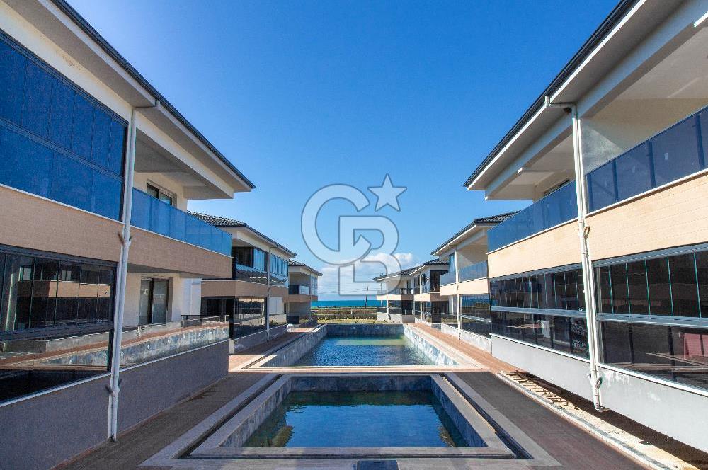 Ayvalık Küçükköy’de Denize Sıfır Satılık 2+1 Yazlık