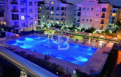 Hurma'nın Prestijli Sitesinde Havuz Manzaralı, Eşyalı 1+1 Daire