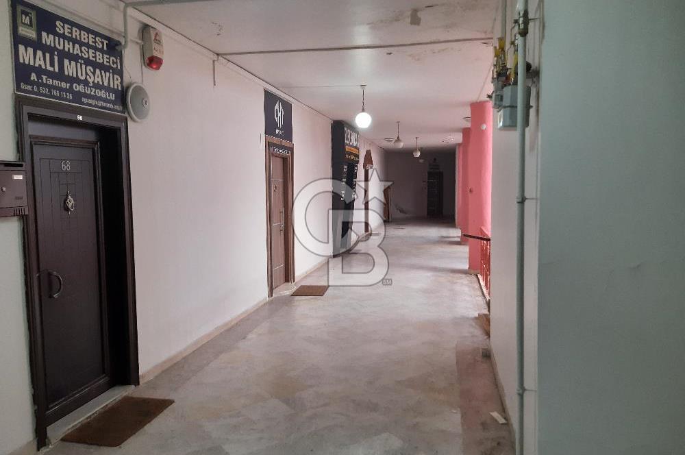 ORHANGAZİ DOĞAN GÜLLÜ İŞ MERKEZİNDE SATILIK OFİS !.