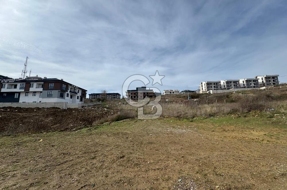 YALOVA MERKEZ DE SATILIK 2 KAT KONUT İMARLI DENİZ MANZARALI ARSA