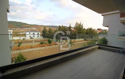 GÜZELBAHÇE ÇAMLI’DA SATILIK 4+2 LÜKS TRİPLEKS VİLLA