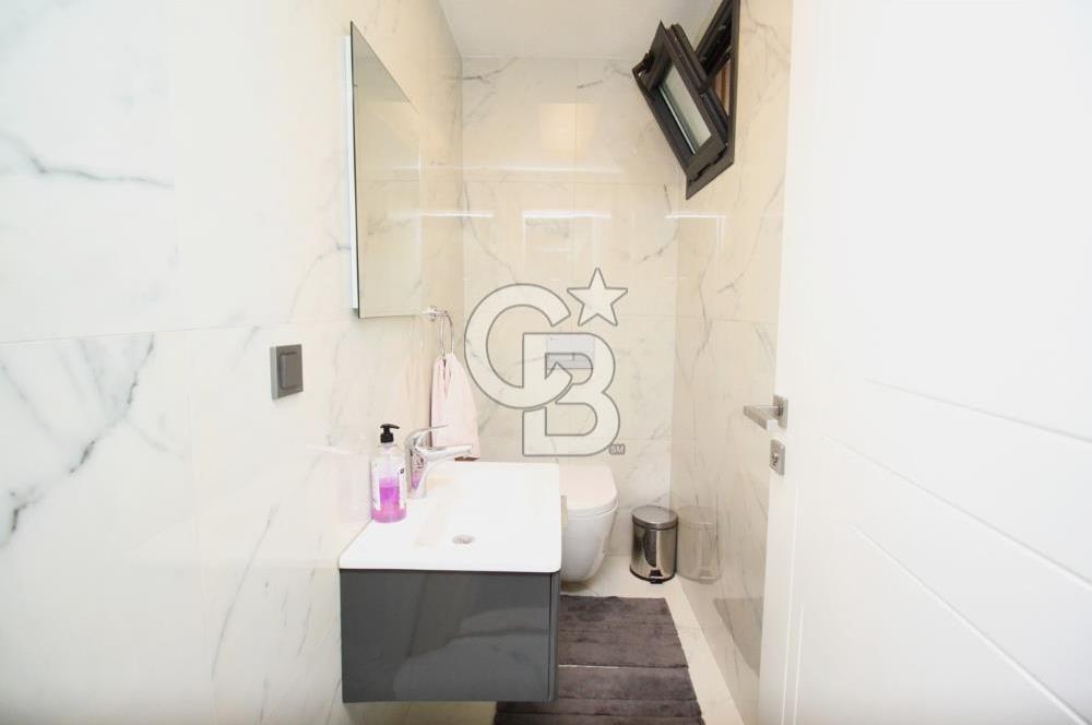 GÜZELBAHÇE ÇAMLI’DA SATILIK 4+2 LÜKS TRİPLEKS VİLLA