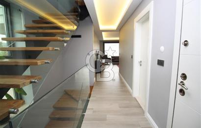 GÜZELBAHÇE ÇAMLI’DA SATILIK 4+2 LÜKS TRİPLEKS VİLLA