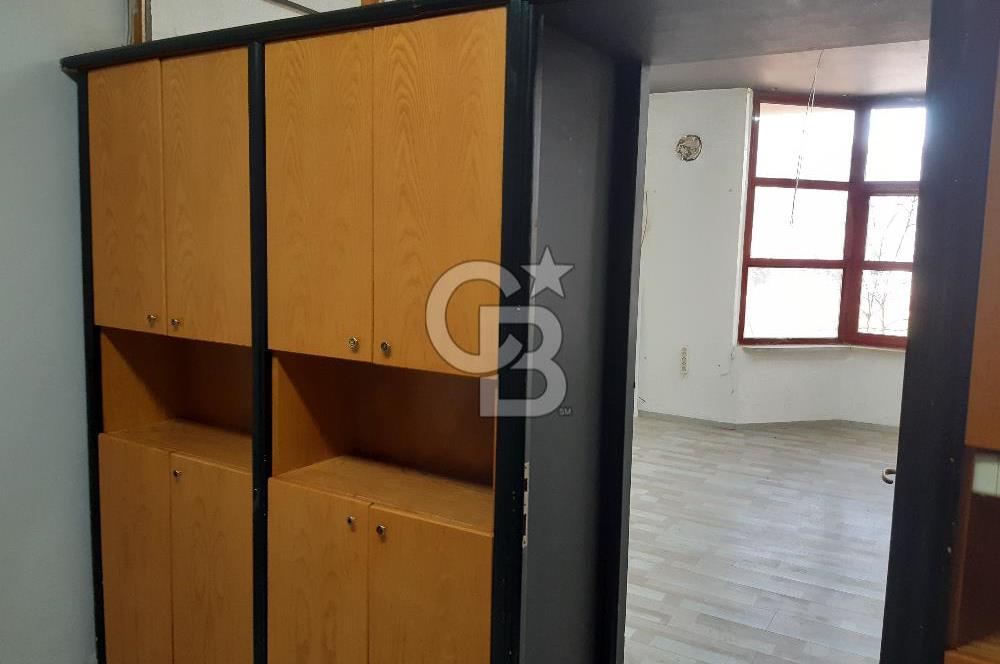 ORHANGAZİ DOĞAN GÜLLÜ İŞ MERKEZİNDE SATILIK OFİS !.