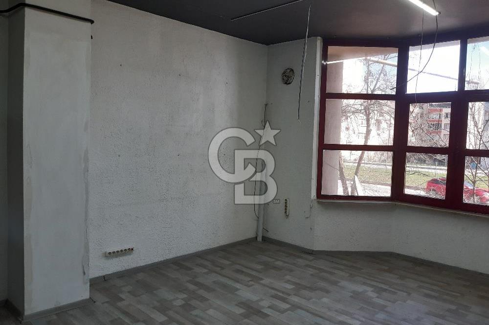 ORHANGAZİ DOĞAN GÜLLÜ İŞ MERKEZİNDE SATILIK OFİS !.
