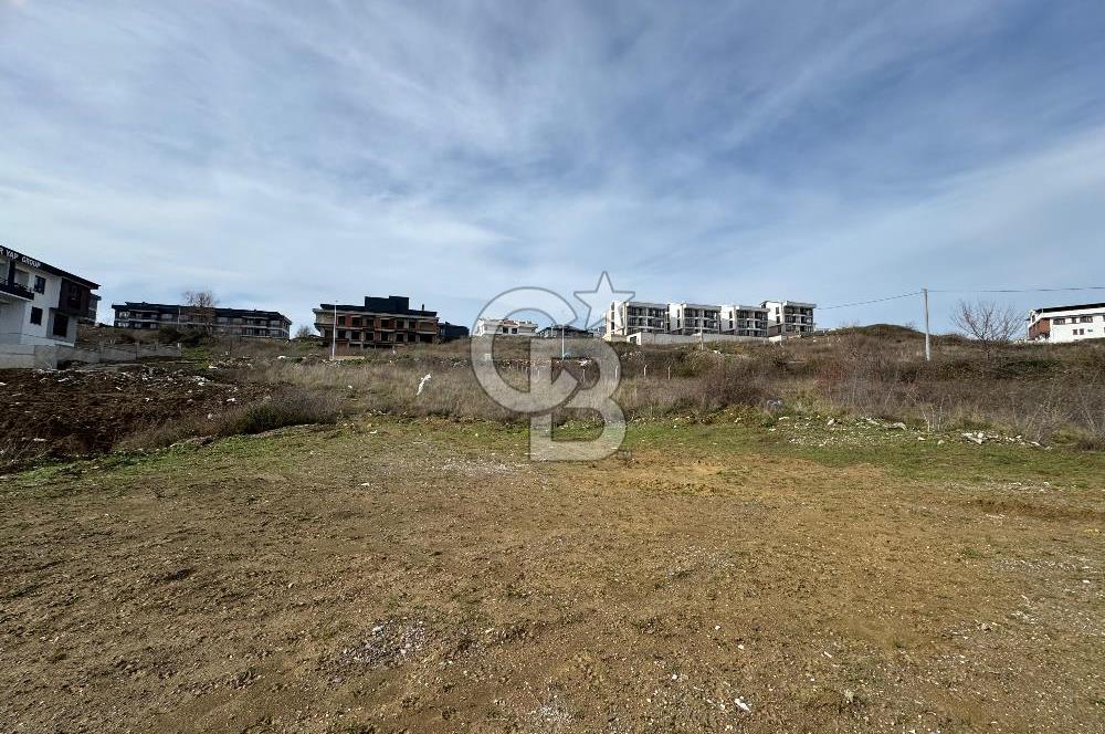 YALOVA MERKEZ DE SATILIK 2 KAT KONUT İMARLI DENİZ MANZARALI ARSA