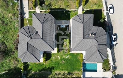 GÜZELBAHÇE ÇAMLI’DA SATILIK 4+2 LÜKS TRİPLEKS VİLLA