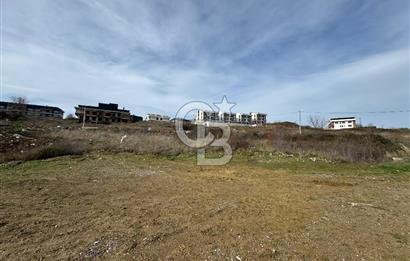 YALOVA MERKEZ DE SATILIK 2 KAT KONUT İMARLI DENİZ MANZARALI ARSA
