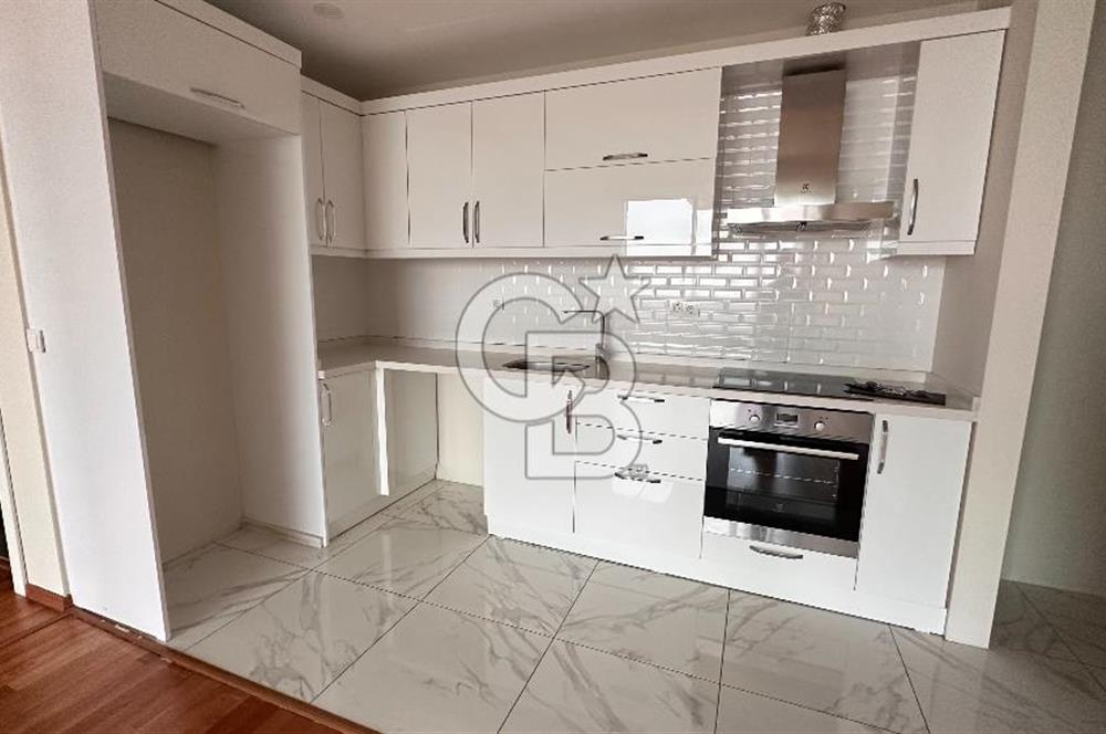 MANDARINS ACIBADEM KİRALIK GENİŞ 1+1 DENİZ MANZARALI, BALKONLU
