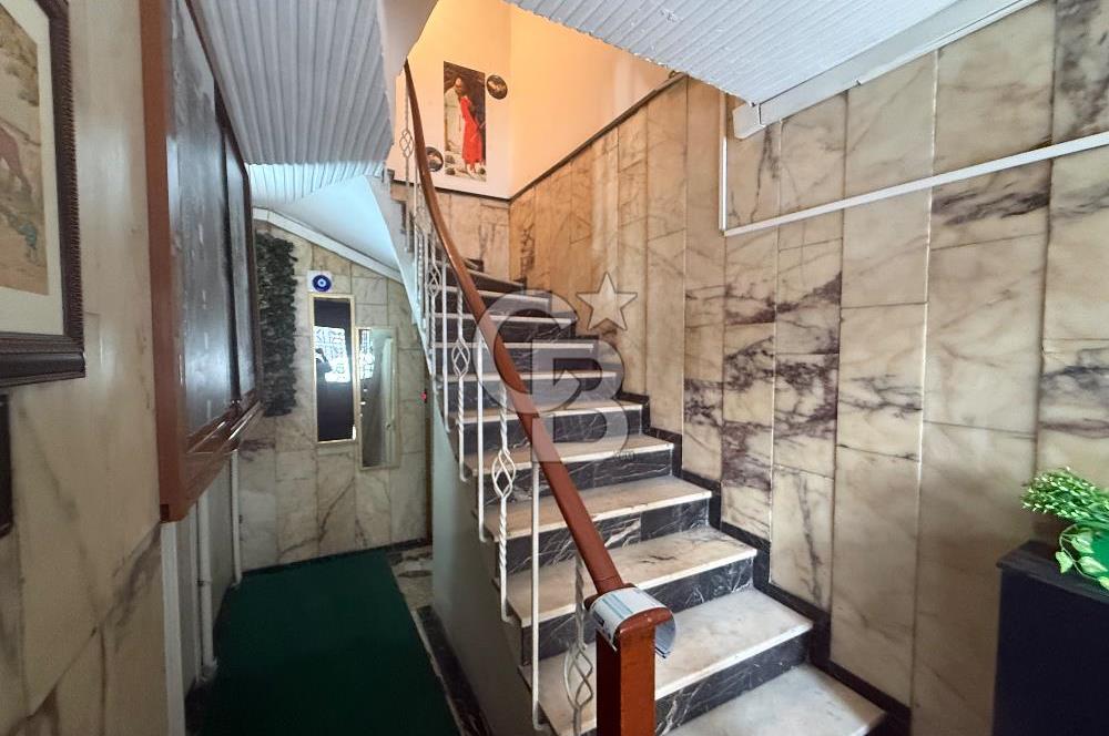 OSMANBEY METRO ÇIKIŞI ASANSÖRLÜ KİRACISIZ SATILIK 3+1 DAİRE