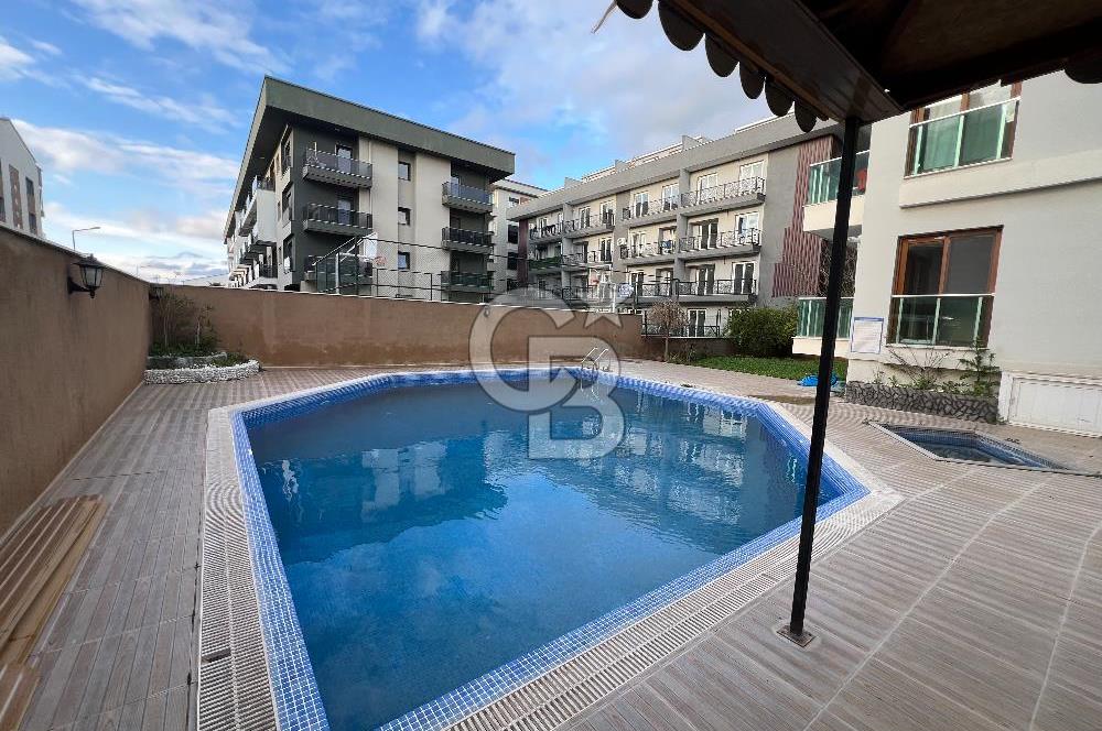 Seyrek’te Satılık Havuzlu 1+1 Daire 