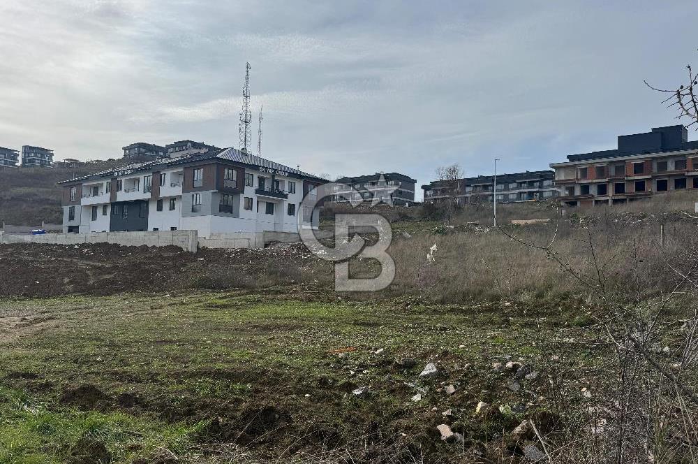 YALOVA MERKEZ DE SATILIK 2 KAT KONUT İMARLI DENİZ MANZARALI ARSA