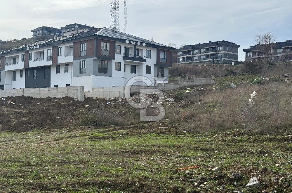 YALOVA MERKEZ DE SATILIK 2 KAT KONUT İMARLI DENİZ MANZARALI ARSA