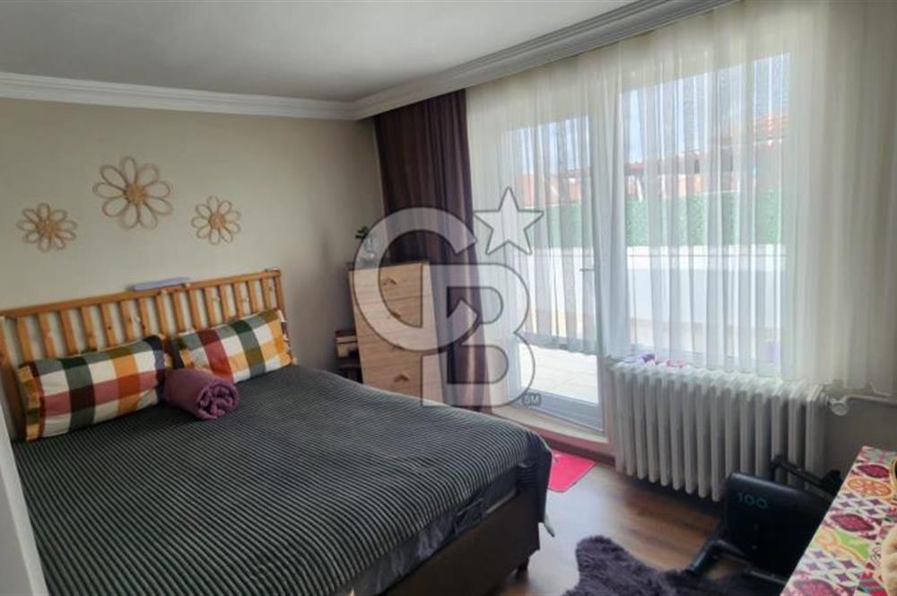 Esat'ta Eşyalı Satılık 2+1 Daire - Kızılay'a Yakın