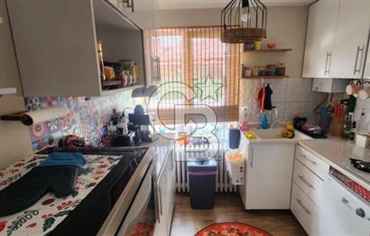 Esat'ta Eşyalı Satılık 2+1 Daire - Kızılay'a Yakın