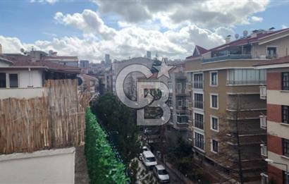 Esat'ta Eşyalı Satılık 2+1 Daire - Kızılay'a Yakın
