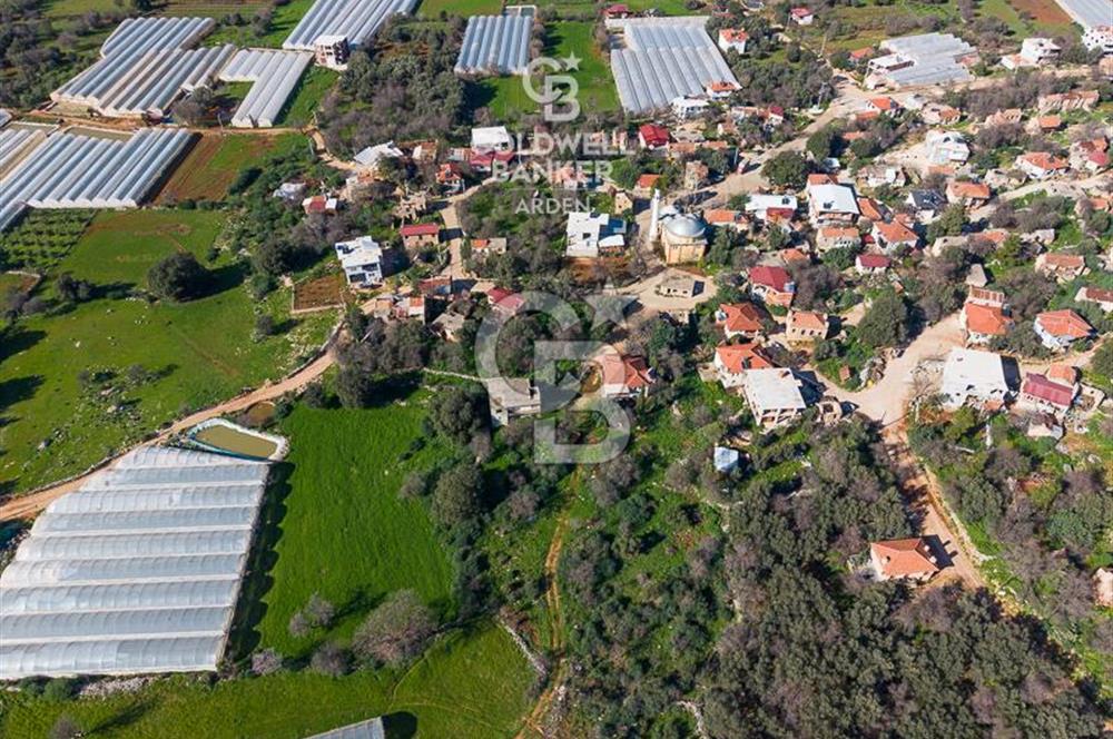 KAŞ TA CB ARDEN DEN 692m² MÜSTAKİL EV AHIR VE ARSASI 