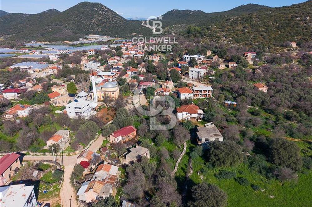 KAŞ TA CB ARDEN DEN 692m² MÜSTAKİL EV AHIR VE ARSASI 