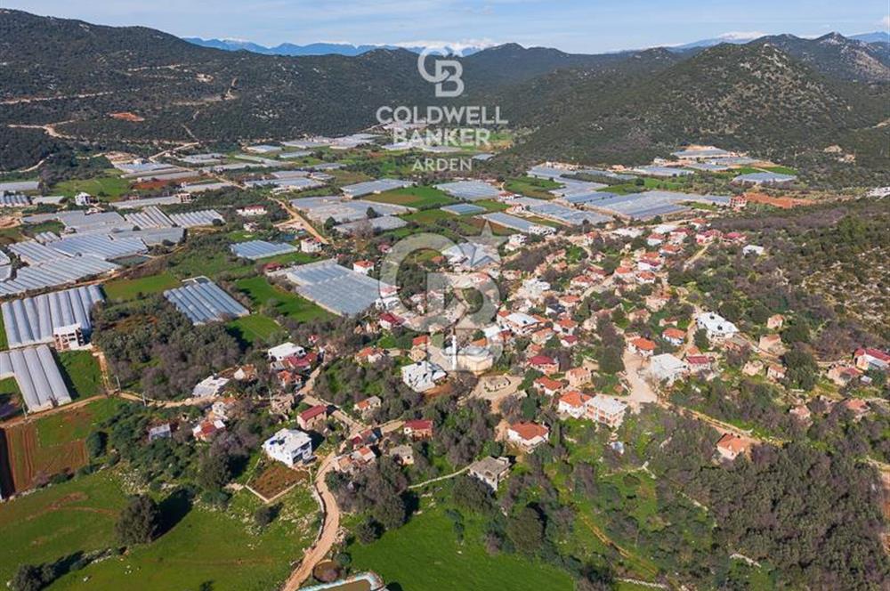 KAŞ TA CB ARDEN DEN 692m² MÜSTAKİL EV AHIR VE ARSASI 
