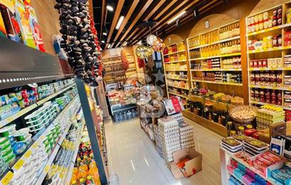 BAYRAMPAŞADA ACİL CADDEYE YAKIN İKİ KATLI SATILIK DÜKKAN