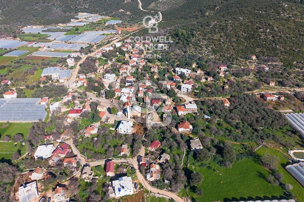 KAŞ TA CB ARDEN DEN 692m² MÜSTAKİL EV AHIR VE ARSASI 