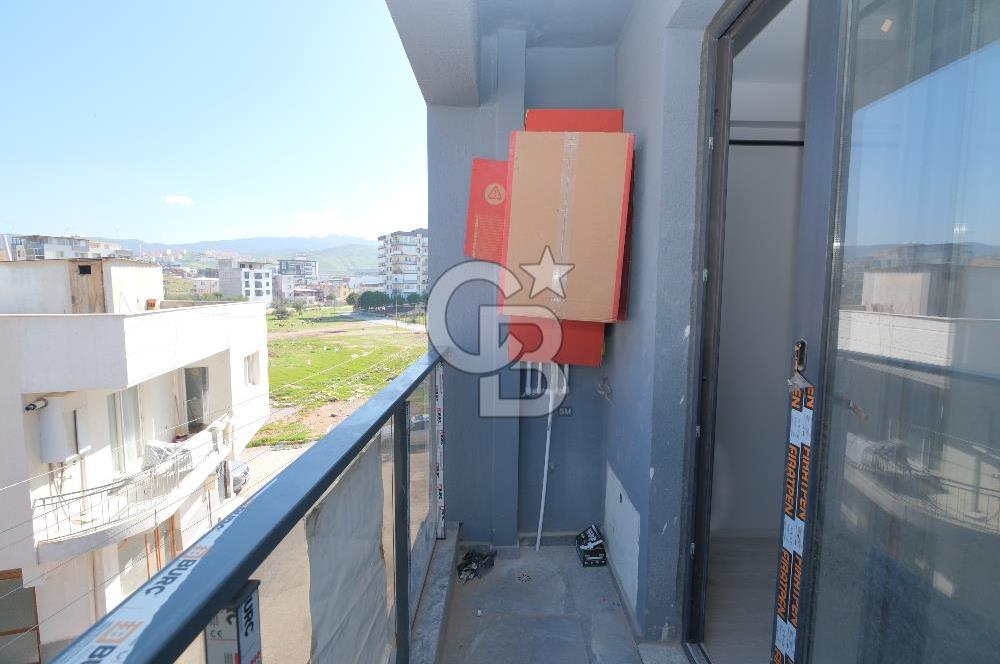 MENEMEN ÇANAKKALE YOLUNA 60 M MESAFEDE 4+1 SATILIK DUBLEKS DAİRE