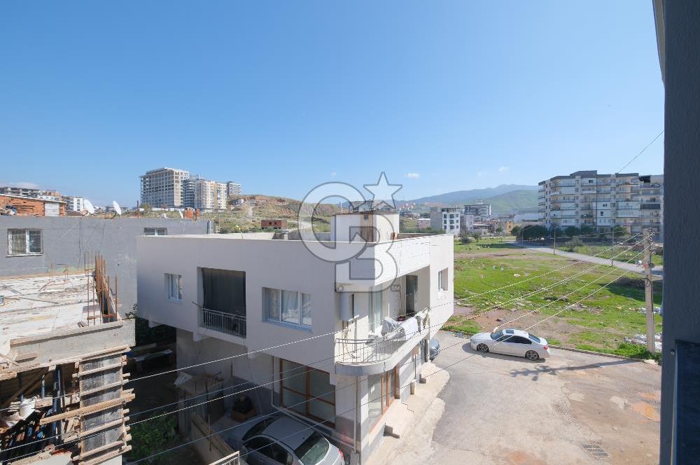 MENEMEN ÇANAKKALE YOLUNA 60 M MESAFEDE 4+1 SATILIK DUBLEKS DAİRE