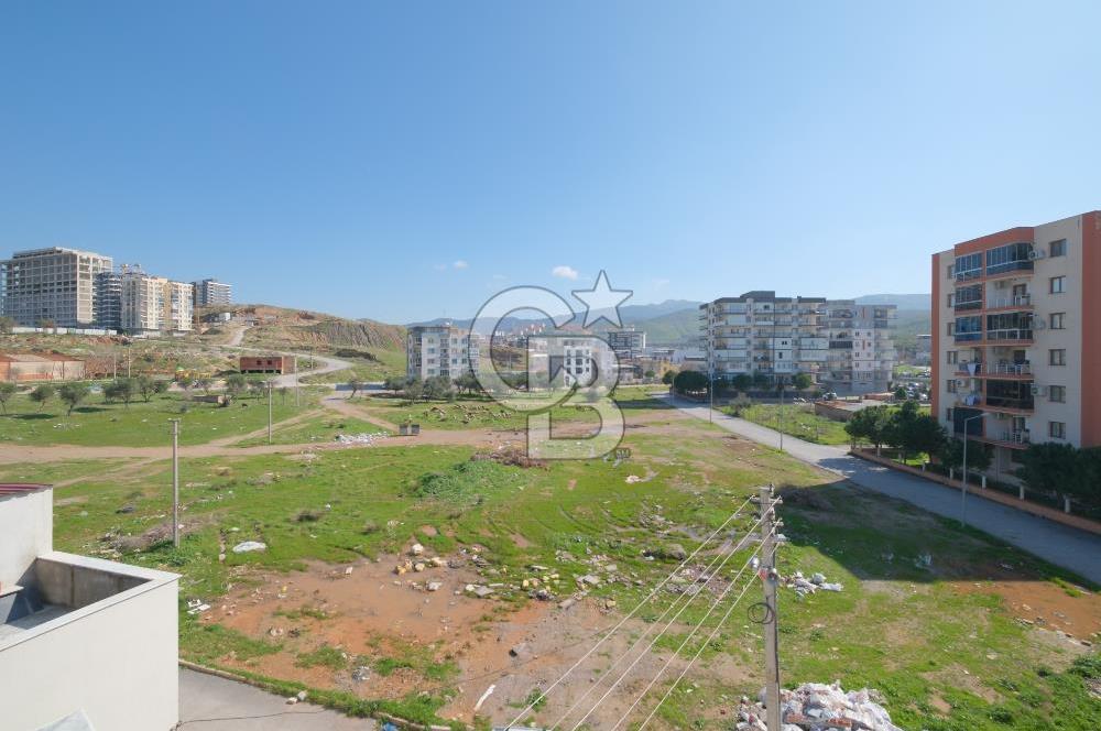 MENEMEN ÇANAKKALE YOLUNA 60 M MESAFEDE 4+1 SATILIK DUBLEKS DAİRE