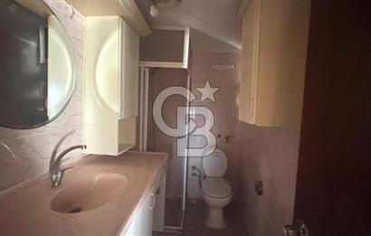 Karabağlar devrim mahallesinde 2+1 satılık