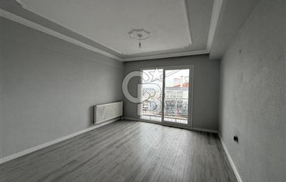 Bornova Merkez’e Yakın, Önü Açık ve Deniz Manzaralı Temiz Daire