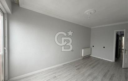 Bornova Merkez’e Yakın, Önü Açık ve Deniz Manzaralı Temiz Daire