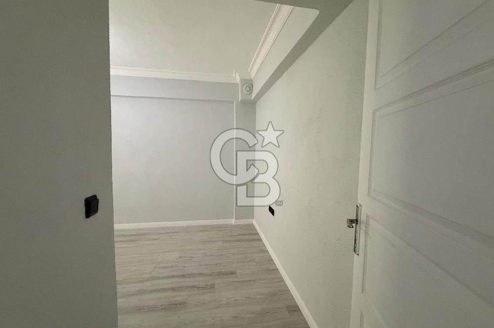 Bornova Merkez’e Yakın, Önü Açık ve Deniz Manzaralı Temiz Daire