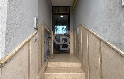 Bornova Merkez’e Yakın, Önü Açık ve Deniz Manzaralı Temiz Daire