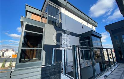 BAĞLICA ALSANCAK ARASINDA 7+2 SATILIK FULL YAPILI LÜKS VİLLA