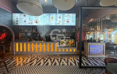 BAŞAKŞEHİR AHŞAP ÇARŞIDA LÜKS KONSEPTLİ,DEVREN KİRALIK KAFE