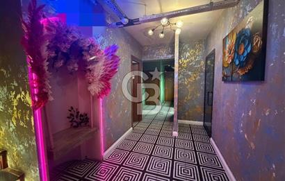 BAŞAKŞEHİR AHŞAP ÇARŞIDA LÜKS KONSEPTLİ,DEVREN KİRALIK KAFE