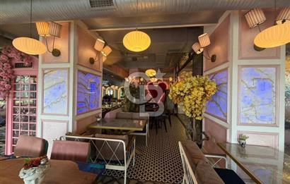 BAŞAKŞEHİR AHŞAP ÇARŞIDA LÜKS KONSEPTLİ,DEVREN KİRALIK KAFE