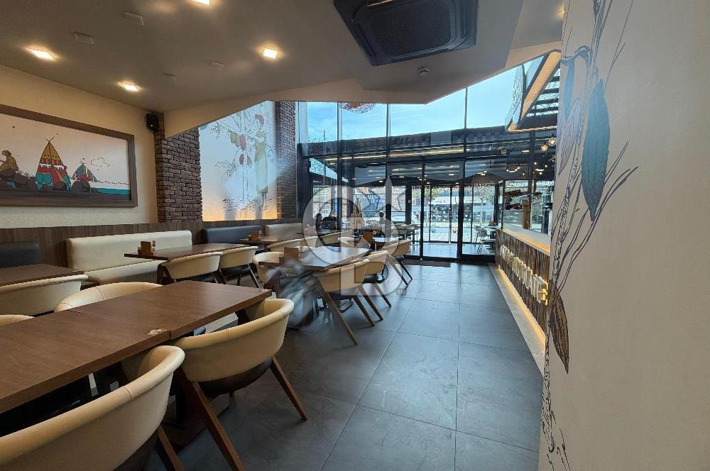 BAHÇEŞEHİR GÖLETTE PRESTİJLİ KONSEPT DEVREN KİRALIK KAFE