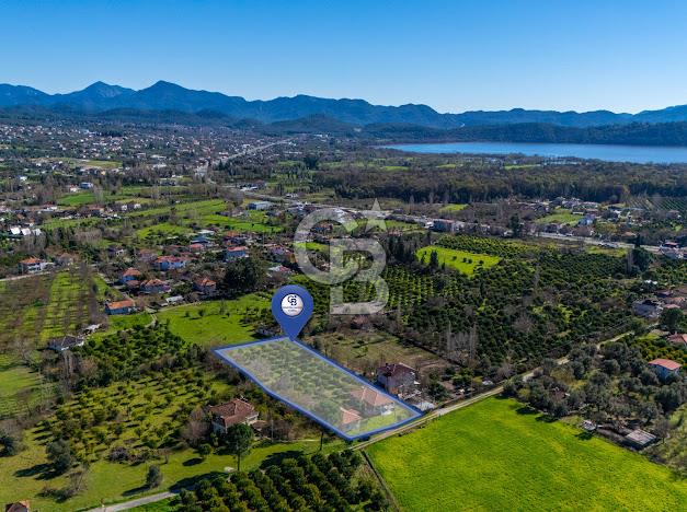 MUĞLA KÖYCEĞİZDE SATILIK TARLA VE MÜSTAKİL DAiRELER