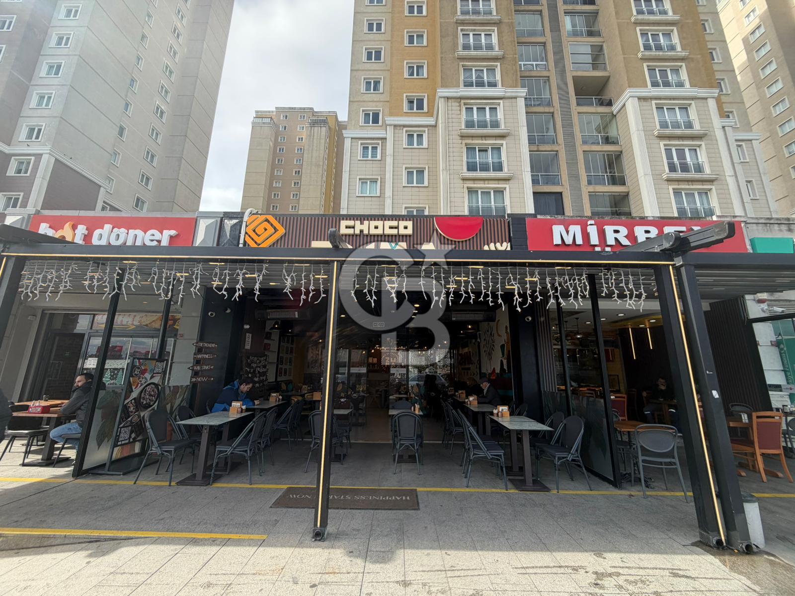 AVM VE METRO YAKINI YÜKSEK POTANSİYELLİ DEVREN KAFE