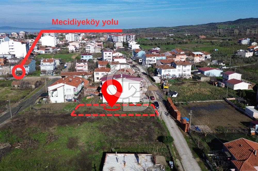 LAPSEKİ ÇARDAK’TA 3 KAT İMARLI SATILIK ARSA  