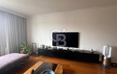 SUADİYE TÜCCAR KATİBİ SOKAK SATILIK 3 + 1 | Merkezi Konum |