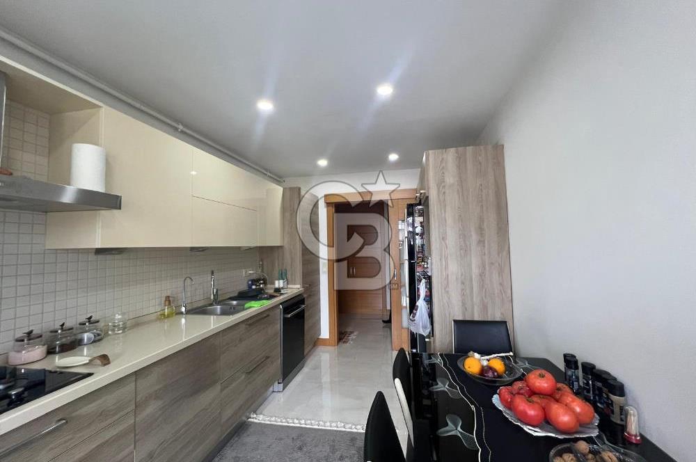 SUADİYE TÜCCAR KATİBİ SOKAK SATILIK 3 + 1 | Merkezi Konum |