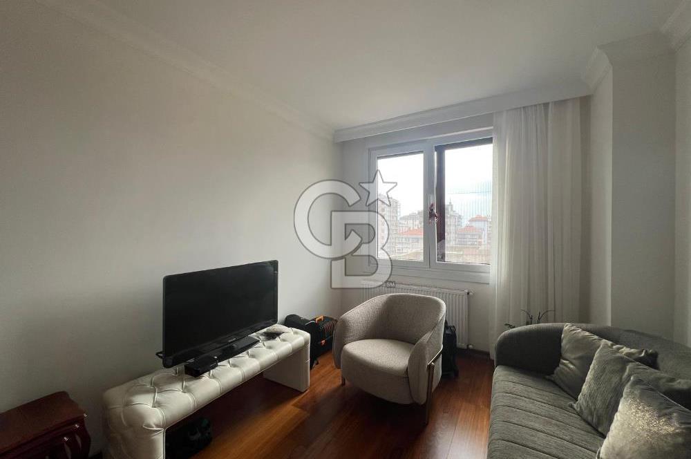 SUADİYE TÜCCAR KATİBİ SOKAK SATILIK 3 + 1 | Merkezi Konum |