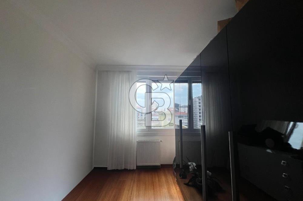 SUADİYE TÜCCAR KATİBİ SOKAK SATILIK 3 + 1 | Merkezi Konum |