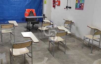 YALOVA ALTINOVA ANAYOLA CEPHE TABELA DEĞERİ YÜKSEK OFİS DÜKKAN !