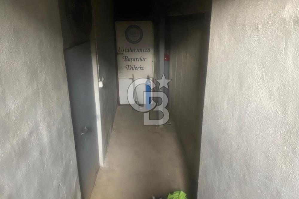 YALOVA ALTINOVA ANAYOLA CEPHE TABELA DEĞERİ YÜKSEK OFİS DÜKKAN !