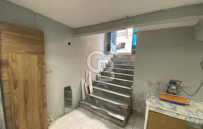 Mustafa Çağlayan'dan Küçükçekmece Gültepe'de Satılık İş Yeri